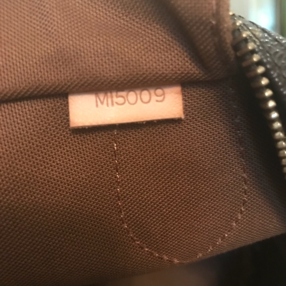 SORRY SOLD Authentic Louis Vuitton Montorgueil - Picture 4 of 8